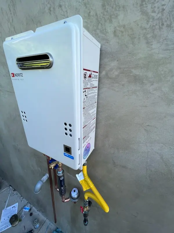 Tankless water heater installation for Raco homes
